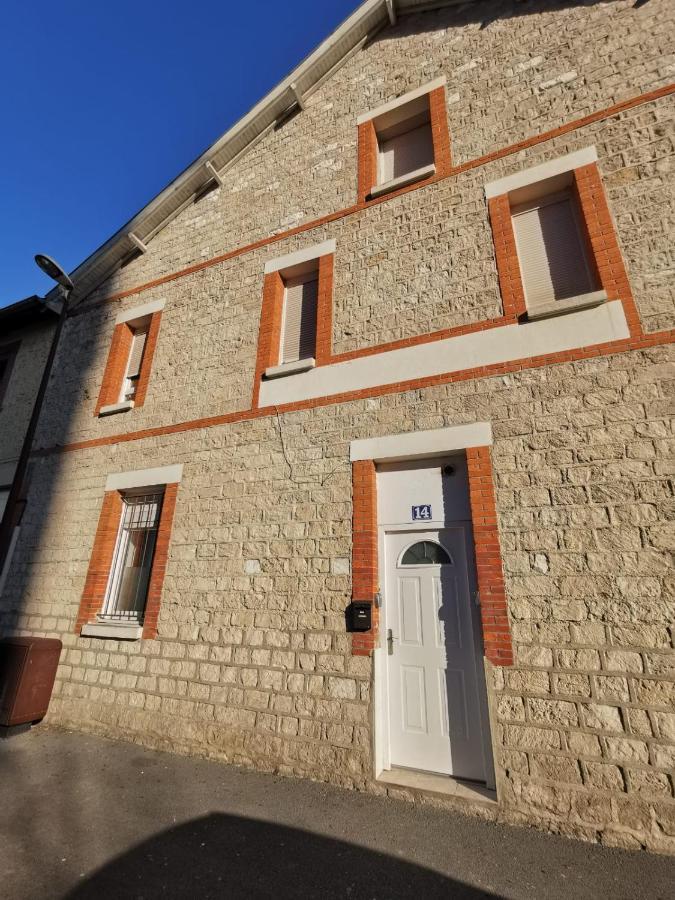 Charmant Studio Proximite Centre-Ville Et Gare Chalons-en-Champagne Exterior photo